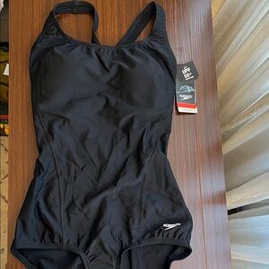 Speedo Women's Conservative Cut One Piece Swimsuit